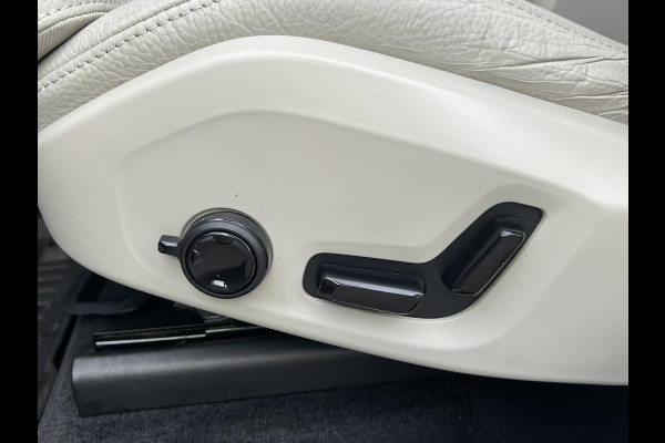 Volvo XC60 2.0 T6 Plug-in hybrid AWD Inscription Expression Mega Vol! 360° Camera | Harman Kardon | Leder | Stoel+Stuurverwarming | Panoramadak | Trekhaak | 12 mnd Bovag Garantie