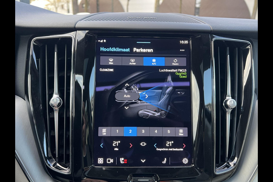 Volvo XC60 2.0 T6 Plug-in hybrid AWD Inscription Expression Mega Vol! 360° Camera | Harman Kardon | Leder | Stoel+Stuurverwarming | Panoramadak | Trekhaak | 12 mnd Bovag Garantie