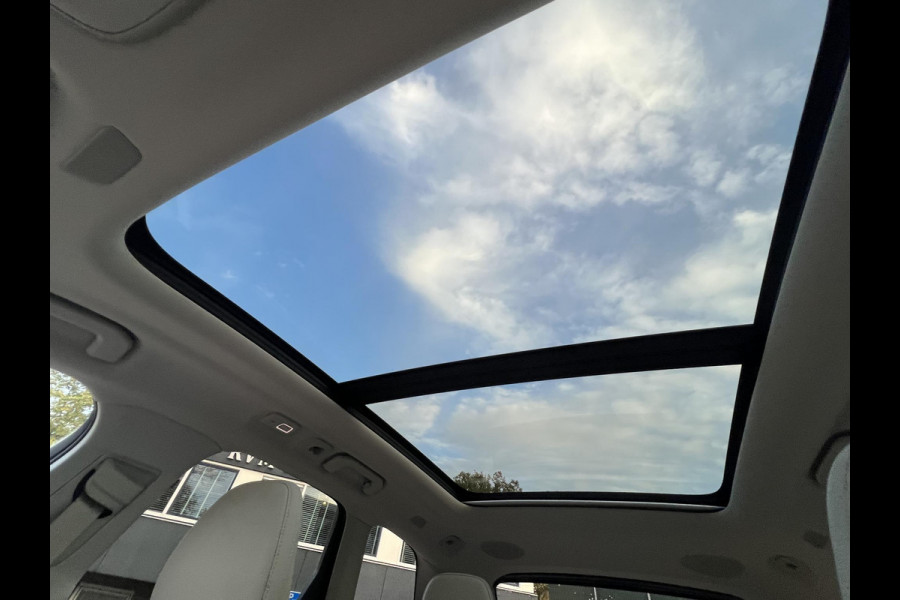 Volvo XC60 2.0 T6 Plug-in hybrid AWD Inscription Expression Mega Vol! 360° Camera | Harman Kardon | Leder | Stoel+Stuurverwarming | Panoramadak | Trekhaak | 12 mnd Bovag Garantie