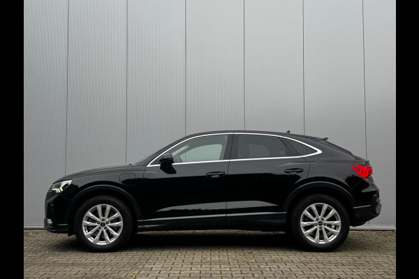 Audi Q3 Sportback 45TFSIe ADVANCE EDITION ADAPTIVE CRUISE CARPLAY EERSTE EIGENAAR NAP BTW Audi Q3 Sportback 45TFSIe ADVANCE EDITION ADAPTIVE CRUISE CARPLAY EERSTE EIGENAAR NAP BTW