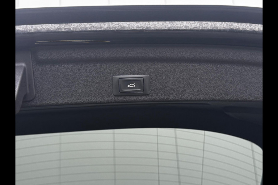 Audi Q3 Sportback 45TFSIe ADVANCE EDITION ADAPTIVE CRUISE CARPLAY EERSTE EIGENAAR NAP BTW Audi Q3 Sportback 45TFSIe ADVANCE EDITION ADAPTIVE CRUISE CARPLAY EERSTE EIGENAAR NAP BTW