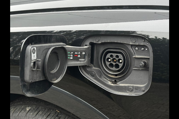 Audi Q3 Sportback 45TFSIe ADVANCE EDITION ADAPTIVE CRUISE CARPLAY EERSTE EIGENAAR NAP BTW Audi Q3 Sportback 45TFSIe ADVANCE EDITION ADAPTIVE CRUISE CARPLAY EERSTE EIGENAAR NAP BTW