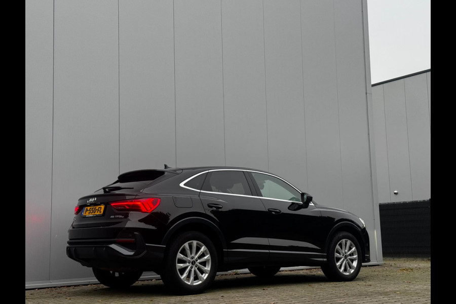 Audi Q3 Sportback 45TFSIe ADVANCE EDITION ADAPTIVE CRUISE CARPLAY EERSTE EIGENAAR NAP BTW Audi Q3 Sportback 45TFSIe ADVANCE EDITION ADAPTIVE CRUISE CARPLAY EERSTE EIGENAAR NAP BTW