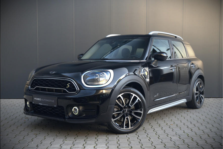 MINI Countryman 2.0 Cooper S E ALL4 | Stoelverwarming | Parkeersensoren | Apple Carplay | Navigatie | Keyless | Ambiance Verlichting | Climate Control |