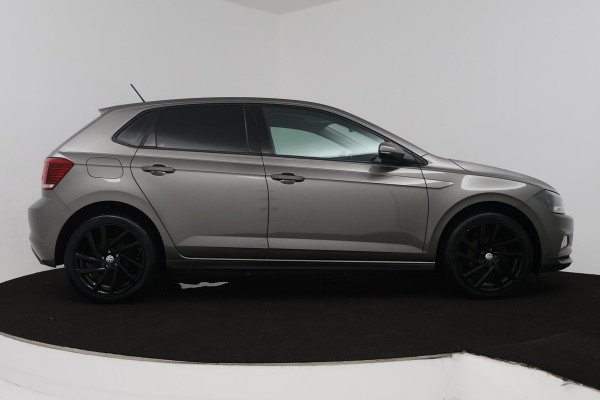 Volkswagen Polo 1.0 TSI Comfortline (CRUISE CONTROL ADAPTIEF, NAVIGATIE CARPLAY, BLUETOOTH) Volkswagen Polo 1.0 TSI Comfortline (CRUISE CONTROL ADAPTIEF, NAVIGATIE CARPLAY, BLUETOOTH)