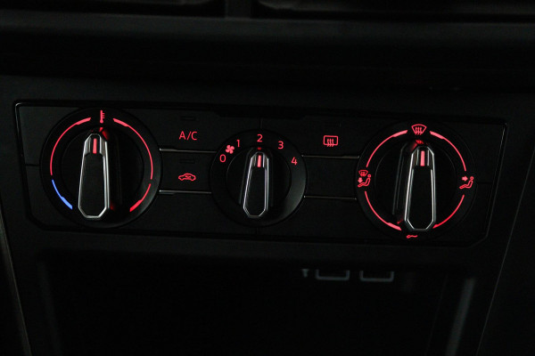 Volkswagen Polo 1.0 TSI Comfortline (CRUISE CONTROL ADAPTIEF, NAVIGATIE CARPLAY, BLUETOOTH) Volkswagen Polo 1.0 TSI Comfortline (CRUISE CONTROL ADAPTIEF, NAVIGATIE CARPLAY, BLUETOOTH)