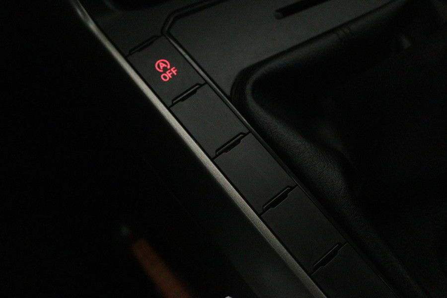 Volkswagen Polo 1.0 TSI Comfortline (CRUISE CONTROL ADAPTIEF, NAVIGATIE CARPLAY, BLUETOOTH) Volkswagen Polo 1.0 TSI Comfortline (CRUISE CONTROL ADAPTIEF, NAVIGATIE CARPLAY, BLUETOOTH)