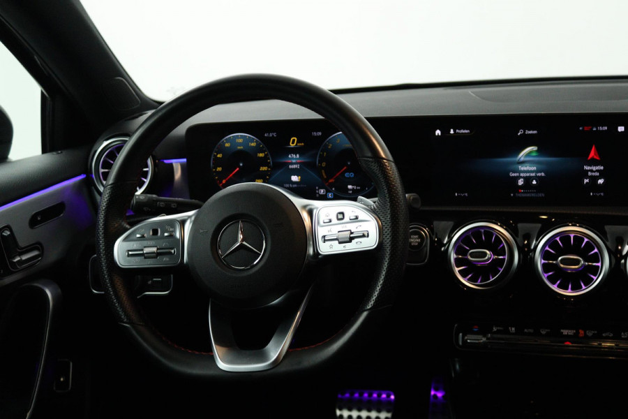 Mercedes-Benz A-Klasse 250 e Business Solution AMG Limited (PANORAMADAK, STOELVERWARMING, SFEERVERLICHTING, ELEKTR STOELEN)