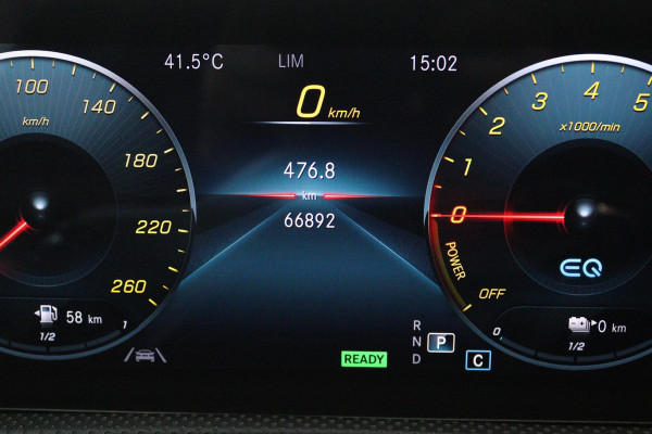 Mercedes-Benz A-Klasse 250 e Business Solution AMG Limited (PANORAMADAK, STOELVERWARMING, SFEERVERLICHTING, ELEKTR STOELEN)