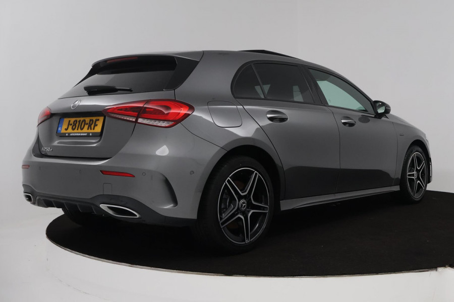 Mercedes-Benz A-Klasse 250 e Business Solution AMG Limited (PANORAMADAK, STOELVERWARMING, SFEERVERLICHTING, ELEKTR STOELEN)