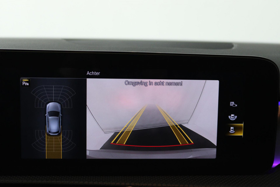 Mercedes-Benz A-Klasse 250 e Business Solution AMG Limited (PANORAMADAK, STOELVERWARMING, SFEERVERLICHTING, ELEKTR STOELEN)