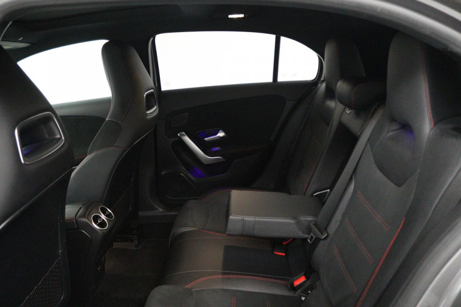 Mercedes-Benz A-Klasse 250 e Business Solution AMG Limited (PANORAMADAK, STOELVERWARMING, SFEERVERLICHTING, ELEKTR STOELEN)