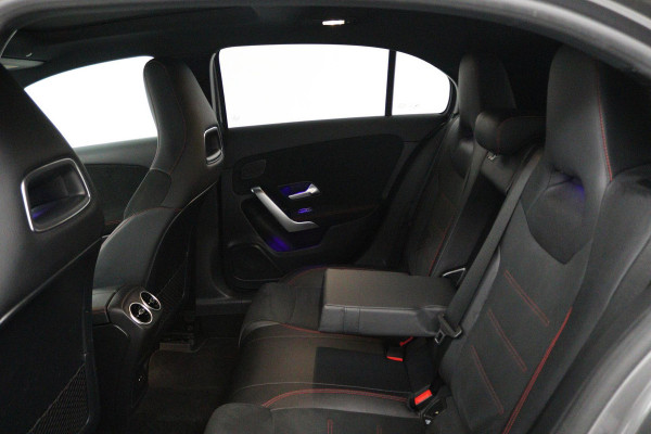 Mercedes-Benz A-Klasse 250 e Business Solution AMG Limited (PANORAMADAK, STOELVERWARMING, SFEERVERLICHTING, ELEKTR STOELEN)
