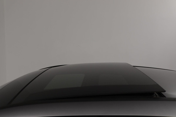 Mercedes-Benz A-Klasse 250 e Business Solution AMG Limited (PANORAMADAK, STOELVERWARMING, SFEERVERLICHTING, ELEKTR STOELEN)