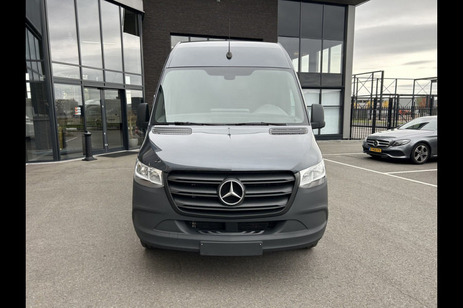 Mercedes-Benz Sprinter 317 CDI L2 H2 MBUX / Camera / Carplay navigatie / Cruise control / Airco Mercedes-Benz Sprinter 317 CDI L2 H2 MBUX / Camera / Carplay navigatie / Cruise control / Airco