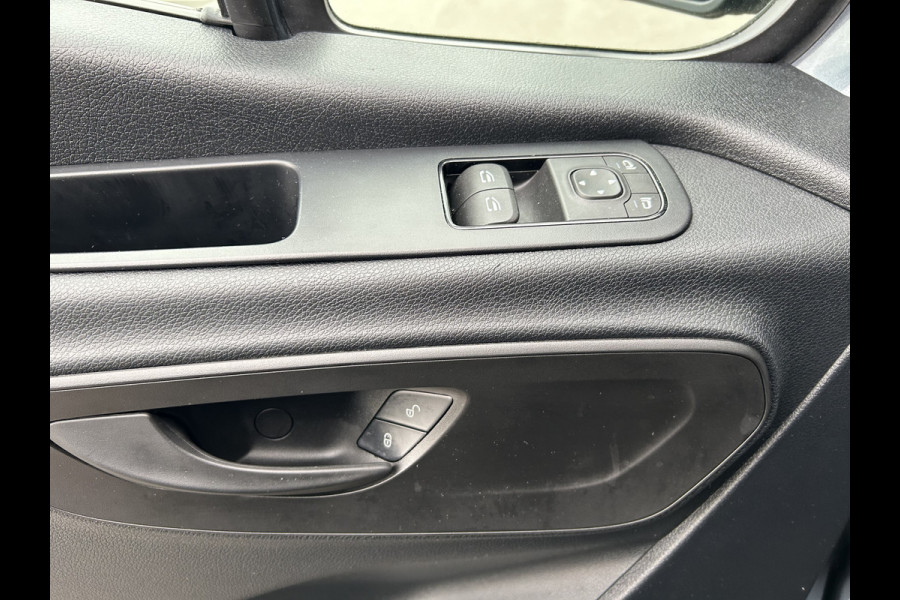 Mercedes-Benz Sprinter 317 CDI L2 H2 MBUX / Camera / Carplay navigatie / Cruise control / Airco Mercedes-Benz Sprinter 317 CDI L2 H2 MBUX / Camera / Carplay navigatie / Cruise control / Airco