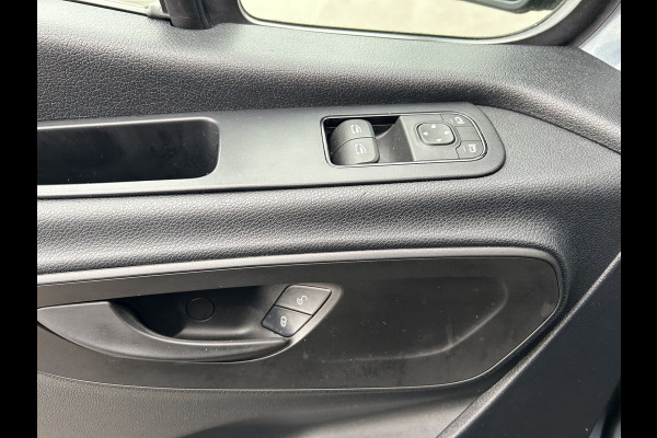 Mercedes-Benz Sprinter 317 CDI L2 H2 MBUX / Camera / Carplay navigatie / Cruise control / Airco Mercedes-Benz Sprinter 317 CDI L2 H2 MBUX / Camera / Carplay navigatie / Cruise control / Airco