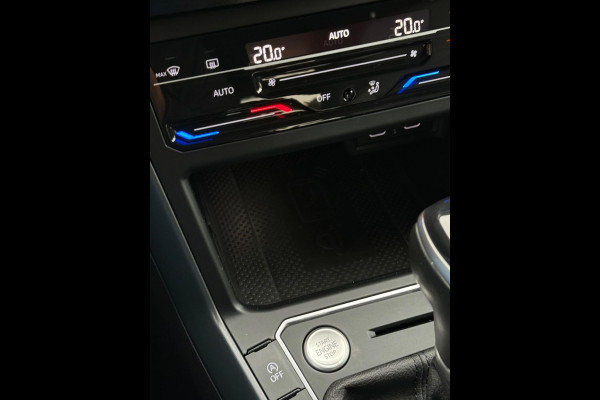 Volkswagen Polo 1.0 TSI 2x R-Line Panorama CarPlay Camera