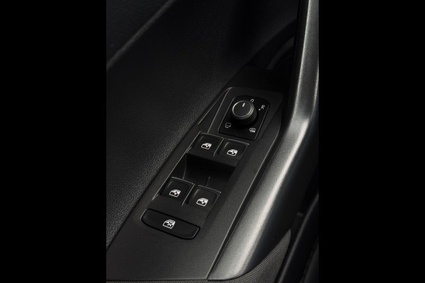 Volkswagen Polo 1.0 TSI 2x R-Line Panorama CarPlay Camera