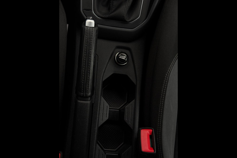 Volkswagen Polo 1.0 TSI 2x R-Line Panorama CarPlay Camera