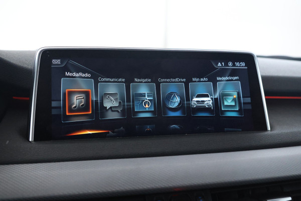 BMW X5 xDrive40e iPerformance High Executive M-sport, Panorama, Apple carplay, Harman kardon