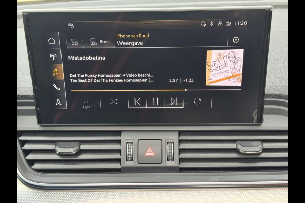 Audi Q5 Sportback 50 TFSI e S edition Competition Adaptive cruise Climate control Matrix LED Leer Panoramadak B&O Navigatie Audi Q5 Sportback 50 TFSI e S edition Competition Adaptive cruise Climate control Matrix LED Leer Panoramadak B&O Navigatie