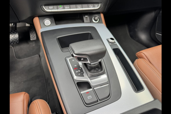 Audi Q5 Sportback 50 TFSI e S edition Competition Adaptive cruise Climate control Matrix LED Leer Panoramadak B&O Navigatie Audi Q5 Sportback 50 TFSI e S edition Competition Adaptive cruise Climate control Matrix LED Leer Panoramadak B&O Navigatie