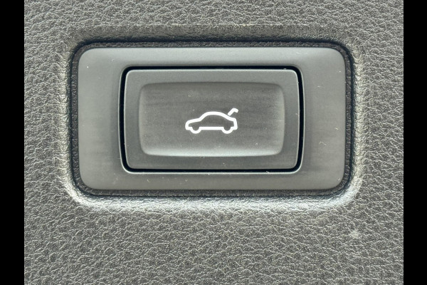 Audi Q5 Sportback 50 TFSI e S edition Competition Adaptive cruise Climate control Matrix LED Leer Panoramadak B&O Navigatie Audi Q5 Sportback 50 TFSI e S edition Competition Adaptive cruise Climate control Matrix LED Leer Panoramadak B&O Navigatie