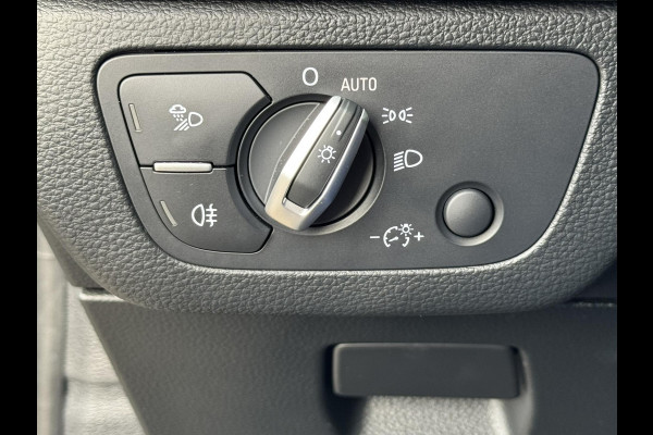 Audi Q5 Sportback 50 TFSI e S edition Competition Adaptive cruise Climate control Matrix LED Leer Panoramadak B&O Navigatie Audi Q5 Sportback 50 TFSI e S edition Competition Adaptive cruise Climate control Matrix LED Leer Panoramadak B&O Navigatie