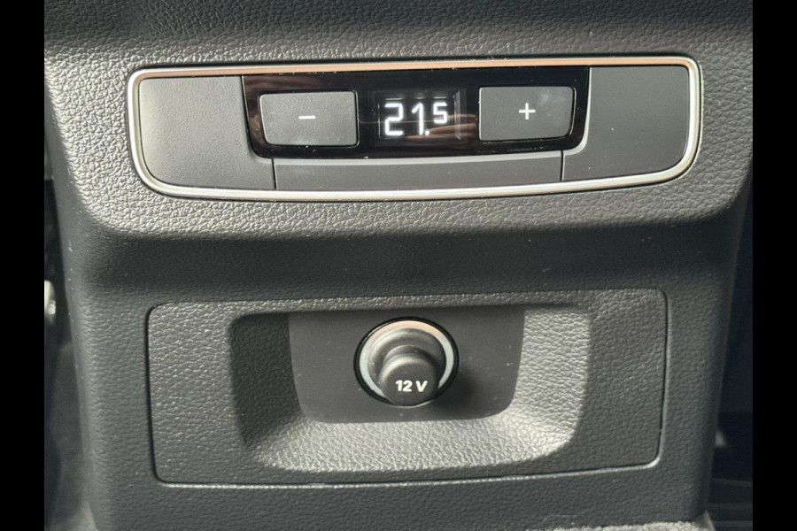 Audi Q5 Sportback 50 TFSI e S edition Competition Adaptive cruise Climate control Matrix LED Leer Panoramadak B&O Navigatie Audi Q5 Sportback 50 TFSI e S edition Competition Adaptive cruise Climate control Matrix LED Leer Panoramadak B&O Navigatie