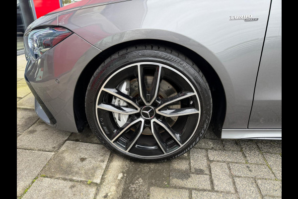 Mercedes-Benz CLA-Klasse AMG 35 4MATIC / panoramadak / facelift