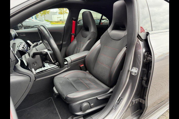 Mercedes-Benz CLA-Klasse AMG 35 4MATIC / panoramadak / facelift