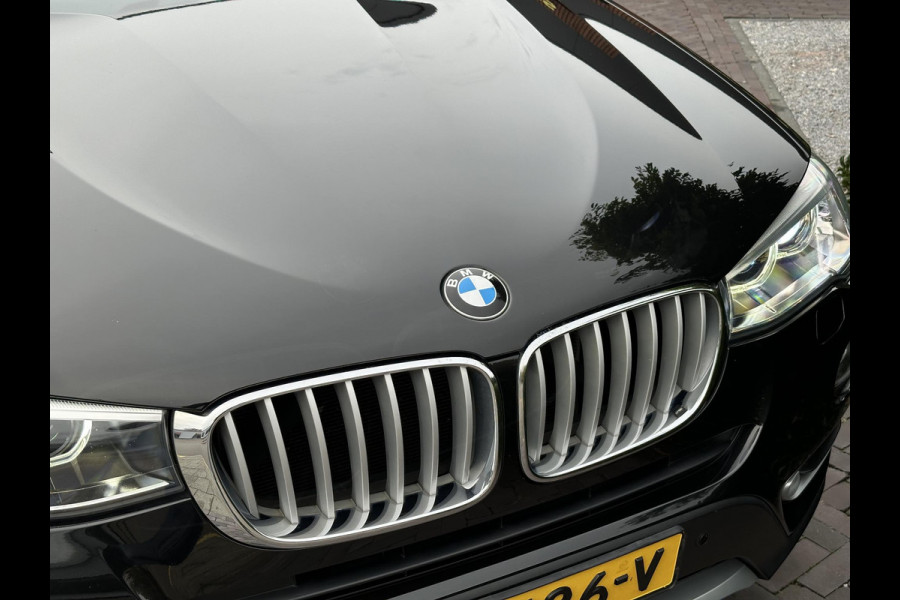 BMW X3 sDrive20i Centennial High Executive Leer Navi Automaat