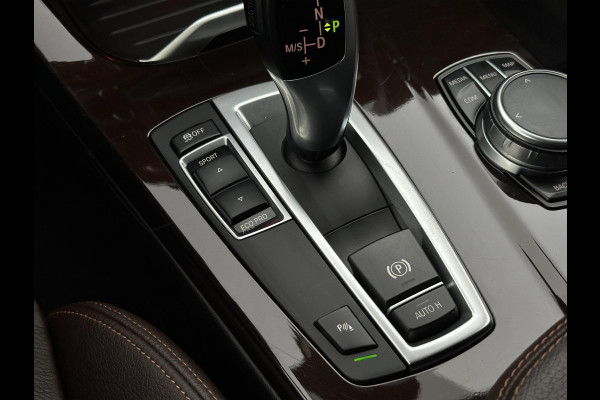 BMW X3 sDrive20i Centennial High Executive Leer Navi Automaat