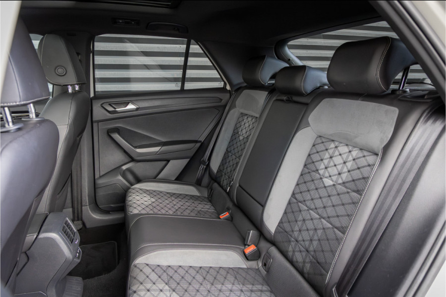 Volkswagen T-Roc 1.5 TSI R-Line -Pano-19''