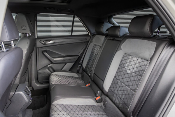 Volkswagen T-Roc 1.5 TSI R-Line -Pano-19''