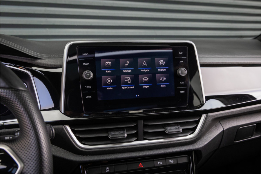 Volkswagen T-Roc 1.5 TSI R-Line -Pano-19''