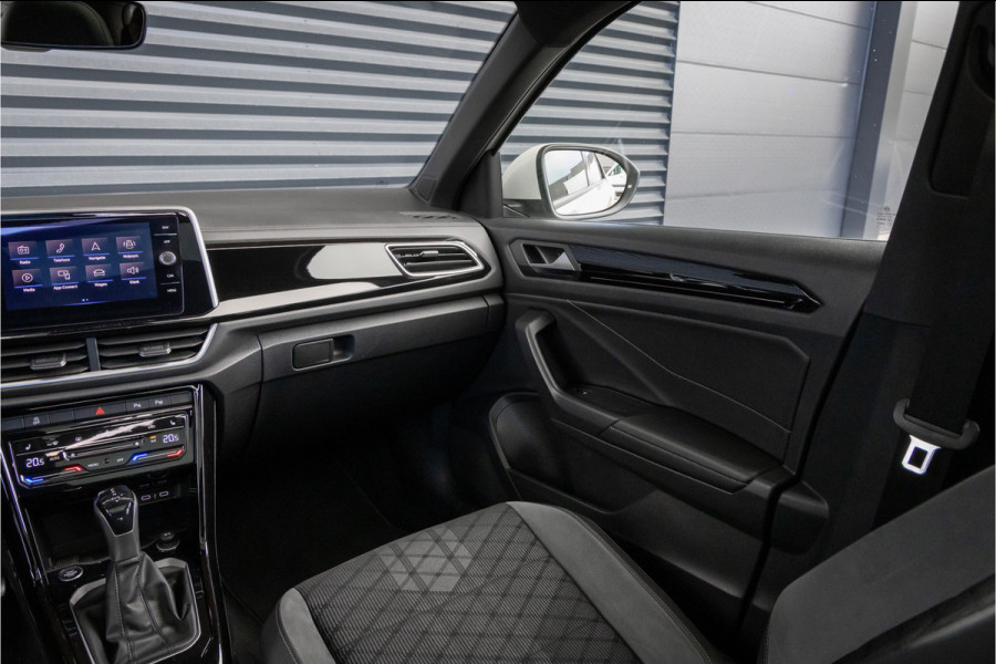 Volkswagen T-Roc 1.5 TSI R-Line -Pano-19''