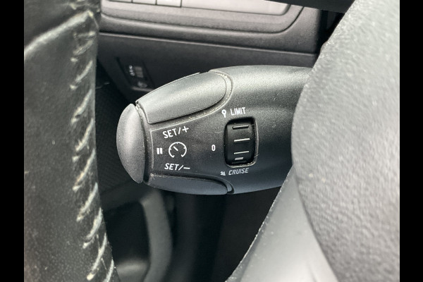 Peugeot 2008 1.2 111pk Blue Lion Clima Cruise Trekhaak Panoramadak Hoge zit Orig.NL