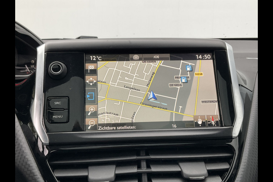 Peugeot 2008 1.2 111pk Blue Lion Clima Cruise Trekhaak Panoramadak Hoge zit Orig.NL