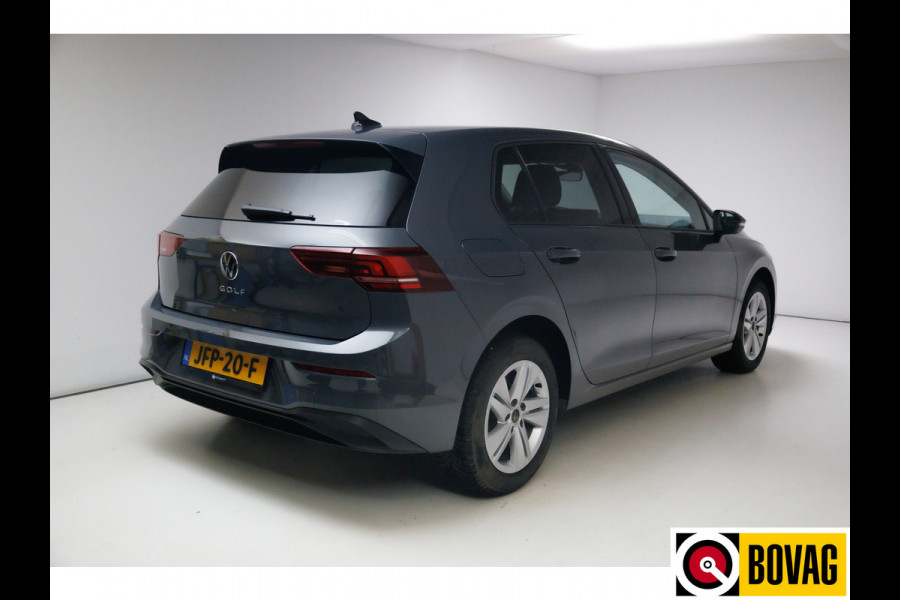 Volkswagen Golf 1.5 TSI Bus. Comf. Ed. 116 PK | Stoel & Stuurverw. | App. connect | Adap. Cruise | Extra getint glas v/a b-stijl | PDC V+ A | Draadloze tel. lader | All season banden