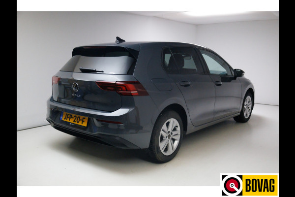 Volkswagen Golf 1.5 TSI Bus. Comf. Ed. 116 PK | Stoel & Stuurverw. | App. connect | Adap. Cruise | Extra getint glas v/a b-stijl | PDC V+ A | Draadloze tel. lader | All season banden