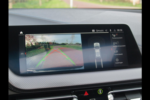 BMW 1-serie 118i Executive Edition | M Sport | Panoramadak | Camera | Schaalstoelen | Apple Carplay | Cruise Control |