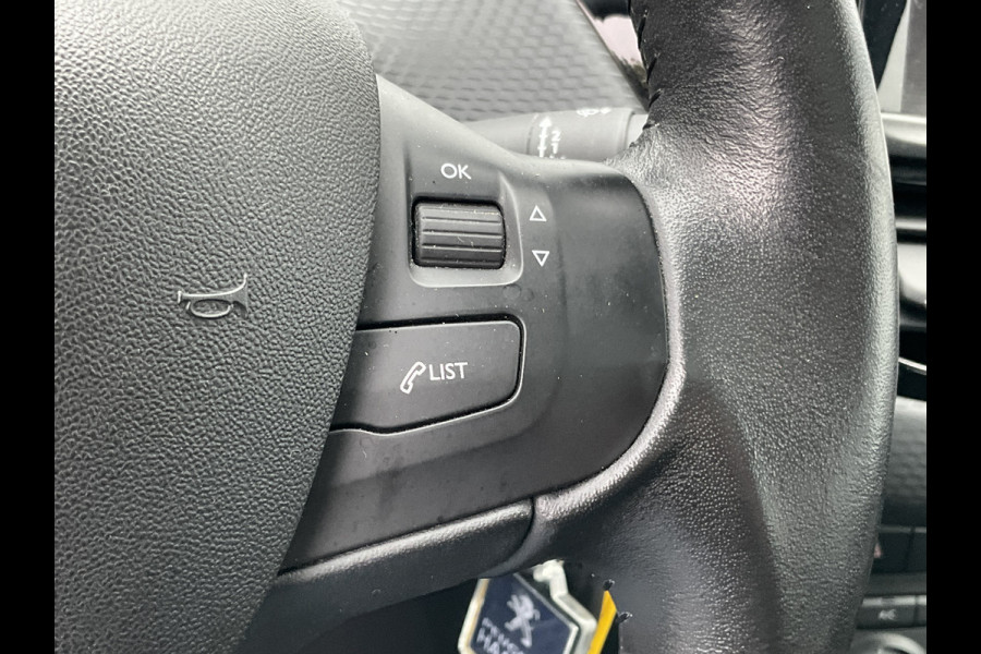 Peugeot 2008 1.2 111pk Blue Lion Clima Cruise Trekhaak Panoramadak Hoge zit Orig.NL