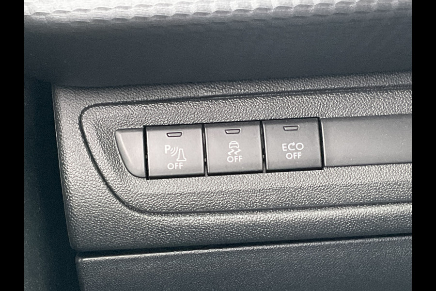 Peugeot 2008 1.2 111pk Blue Lion Clima Cruise Trekhaak Panoramadak Hoge zit Orig.NL