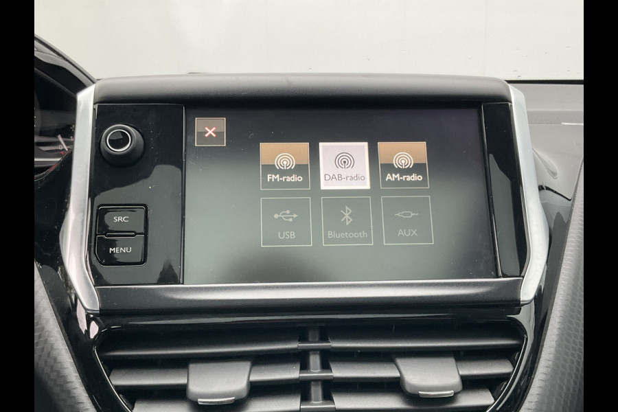 Peugeot 2008 1.2 111pk Blue Lion Clima Cruise Trekhaak Panoramadak Hoge zit Orig.NL