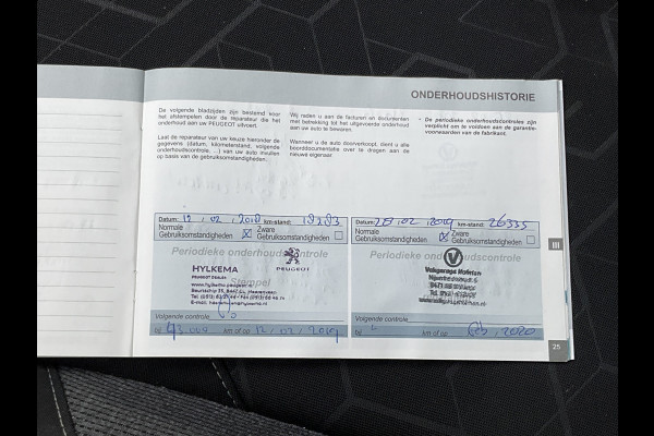 Peugeot 2008 1.2 111pk Blue Lion Clima Cruise Trekhaak Panoramadak Hoge zit Orig.NL