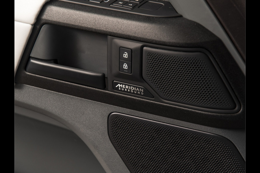 Land Rover Defender 110 4.4 P635 OCTA Edition PANO-20"-MERIDIAN