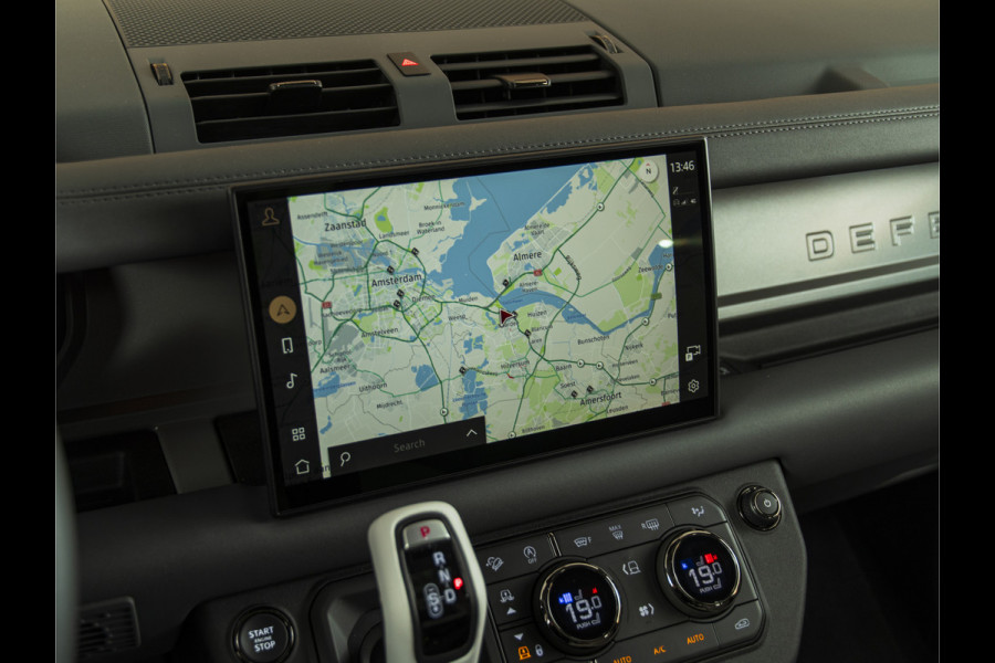 Land Rover Defender 110 4.4 P635 OCTA Edition PANO-20"-MERIDIAN