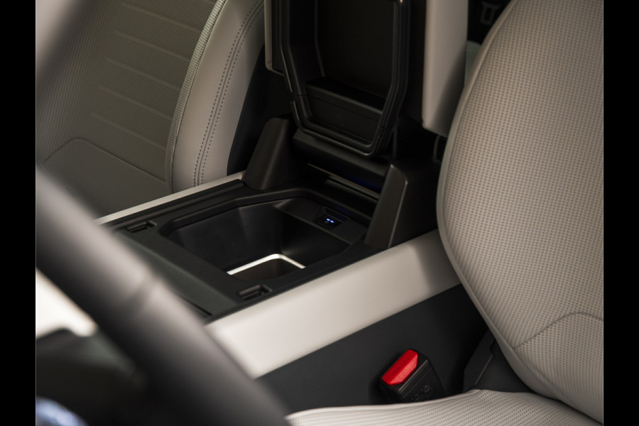 Land Rover Defender 110 4.4 P635 OCTA Edition PANO-20"-MERIDIAN